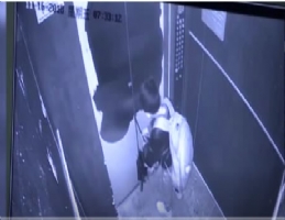 不要讓熊孩子一個人坐電梯