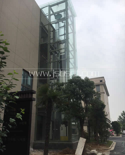 通力觀光電梯北側拍圖